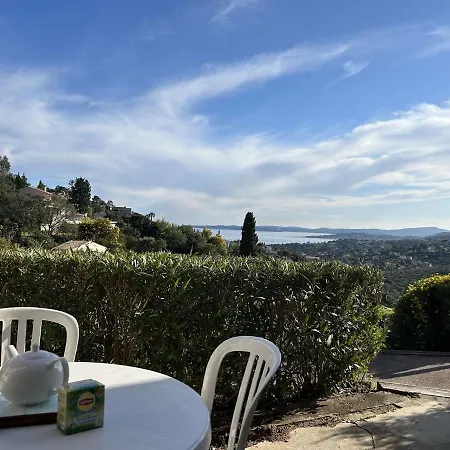 Avec Terrasse Vue Mer, Securite, 2 Etoiles - Fr-1-226-389 Les Issambres